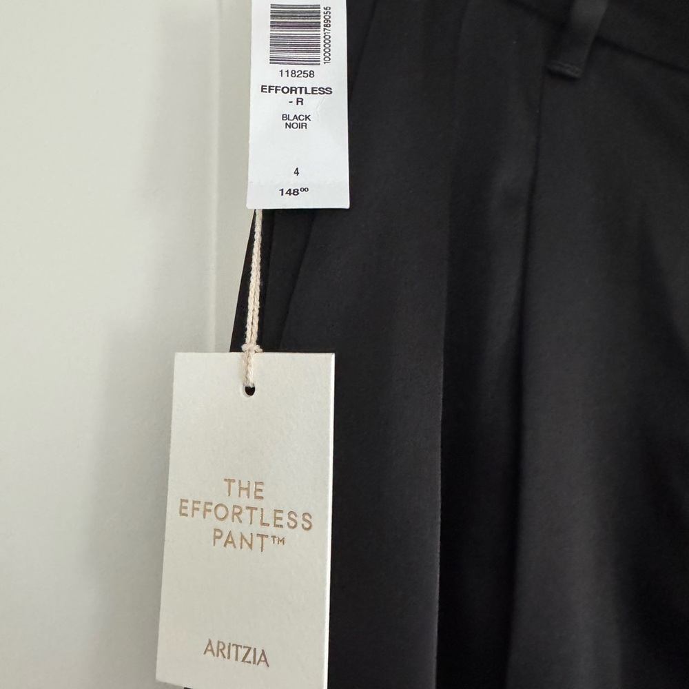 Aritzia Black Effortless Pant NWT Size 4